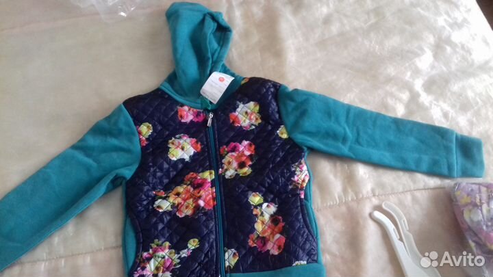 Новые кофточки 5-7 лет