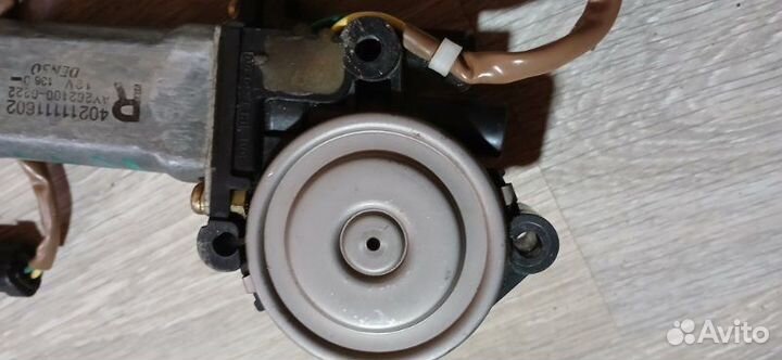 Мотор стеклоподъемника передний правый Chrysler