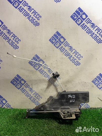 Замок двери передний правый Audi A4 B6 седан 2.0