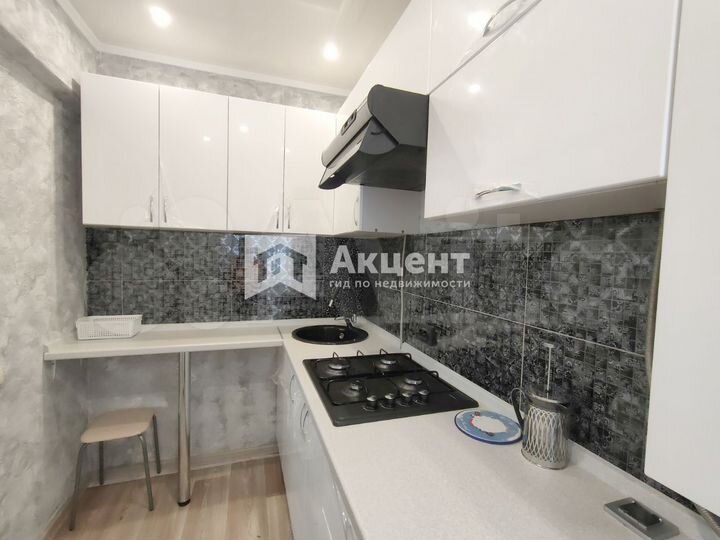 2-к. квартира, 30 м², 2/2 эт.