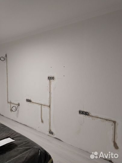 Электрик перенос розеток штробление