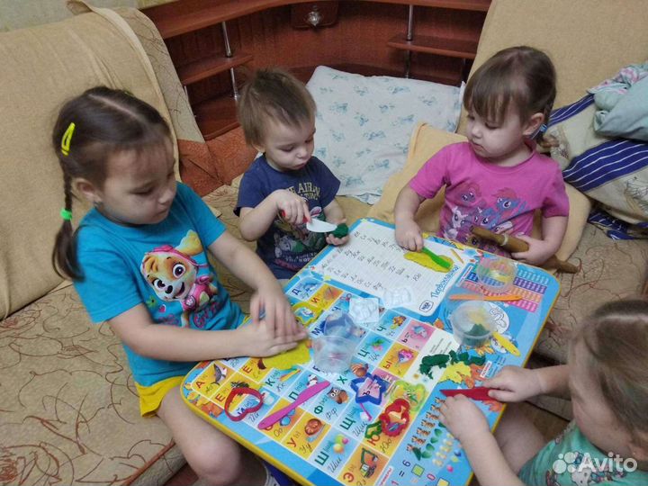 Няня у себя дома