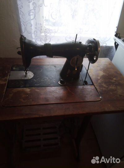 Швейная машина Подольск
