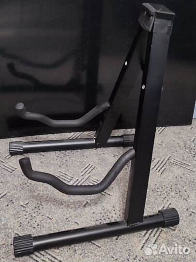 Держатель для гитары