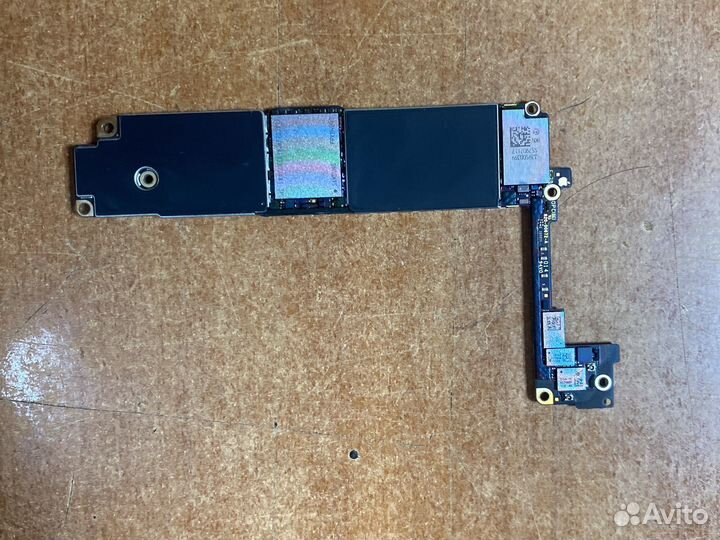 Материнская плата iPhone 8 64gb с TouchID и вибро