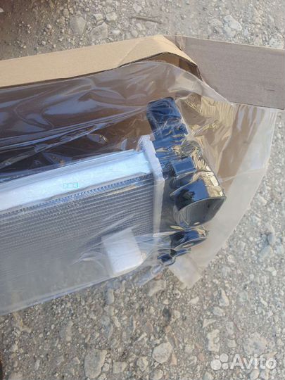 Радиатор охлаждения mercedes w211