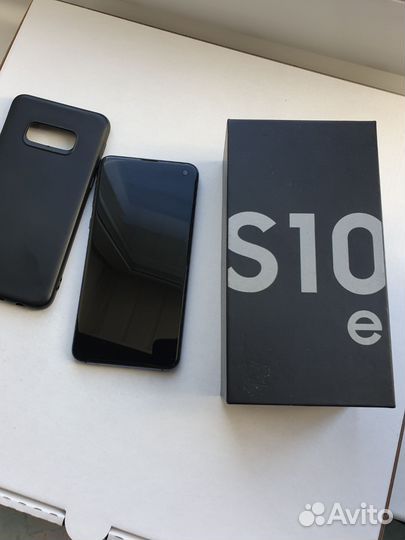 Samsung Galaxy S10e, 6/128 ГБ