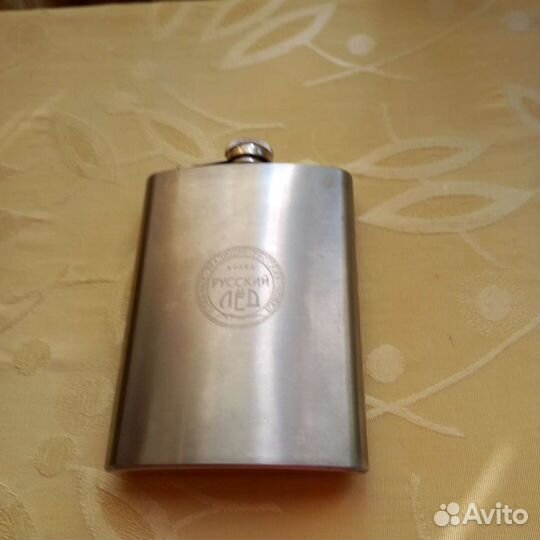 Фляжка для алкоголя карманная