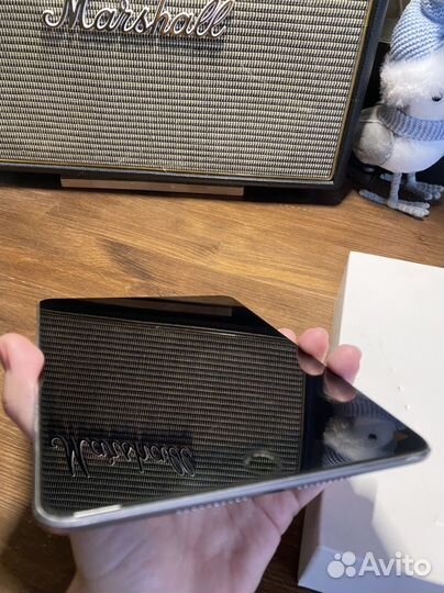 iPad mini 4 Wi-Fi Cellular 32GB