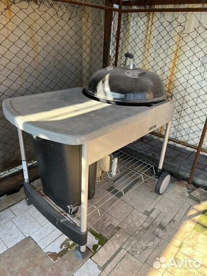 Угольный гриль Weber Perfomer USA настоящий