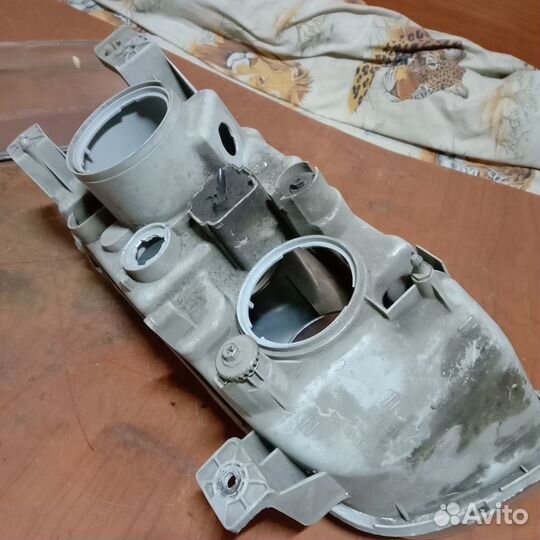 Фара hyundai trajet под корректор