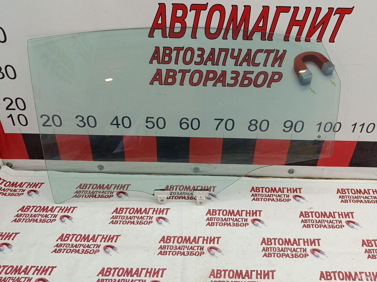 Стекло заднее левое Evolute I-PRO