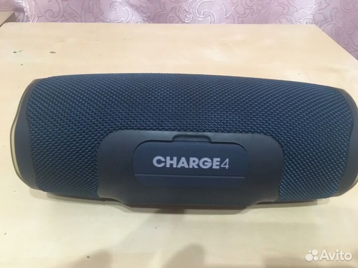 Портативная колонка jbl чардж 4