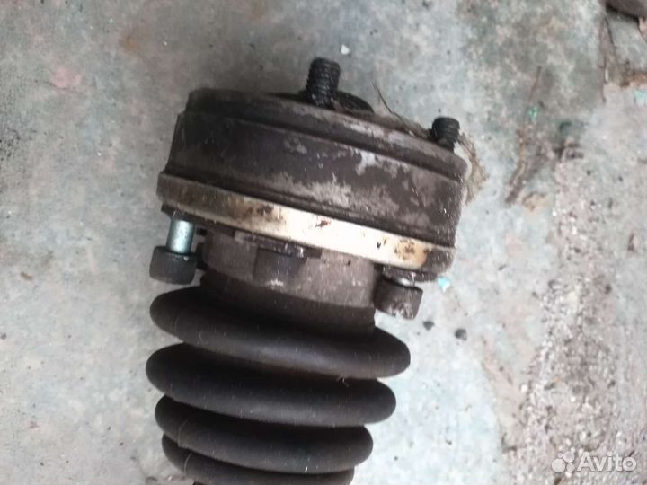 Привод правый golf 4