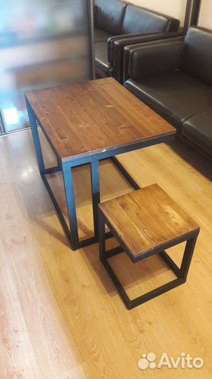 Стол в стиле лофт