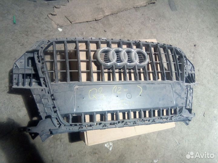 Ауди ку3 Q3 решетка бампера