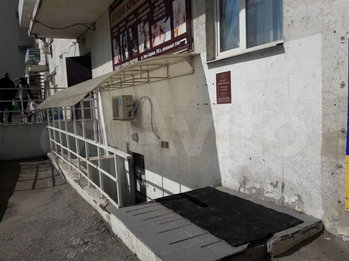 62 м² первая линия, напротив ТЦ Апельсин