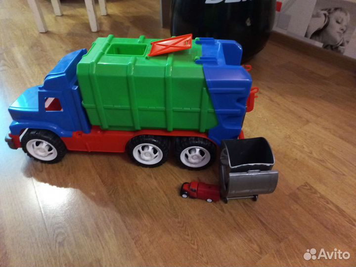 Детские игрушки