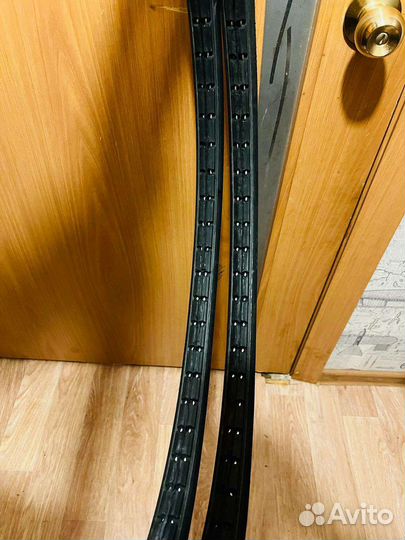 Покрышки для велосипеда безкамерные 700x35