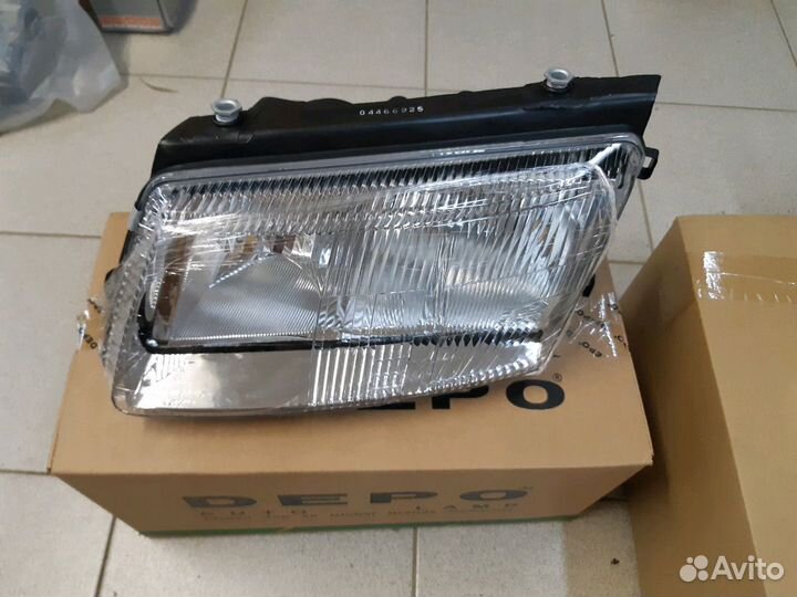 Фара левая Passat B5 96-00