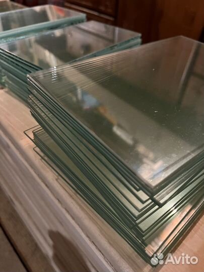 Стекло для выкладки вкусняшек