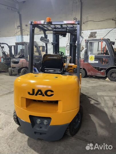 Вилочный погрузчик JAC CPCD35, 2023