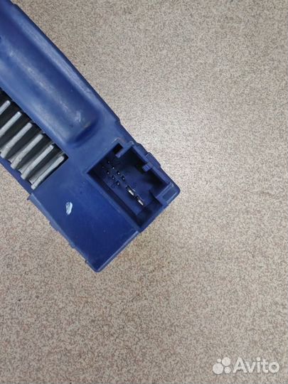 Электропривод багажника R Audi Q5 8R 8R0827852B