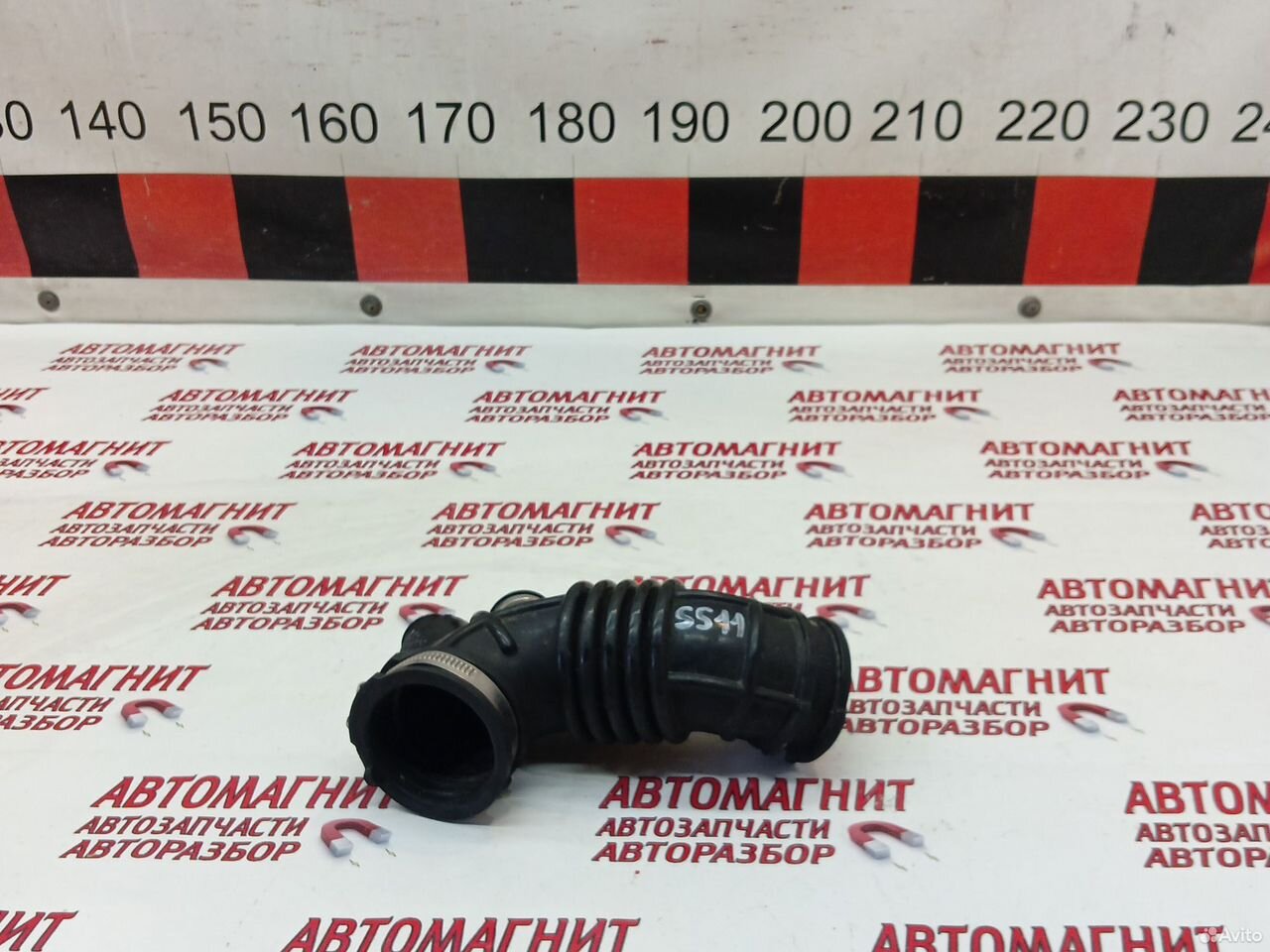 Патрубок воздушного фильтра Джили Эмгранд SS11