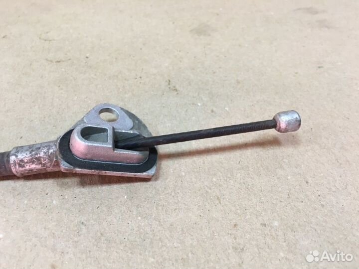 Трос ручника правый Toyota Corolla 150