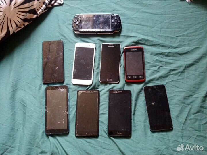 Samsung B2100