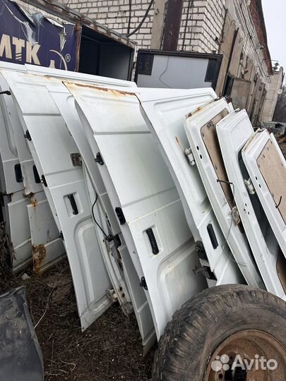 Дверь на газель цельнометаллическую