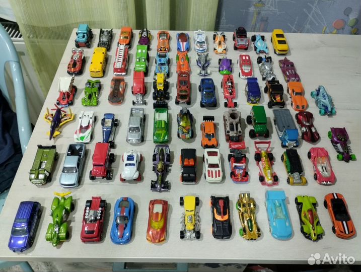 Hot Wheels машинки