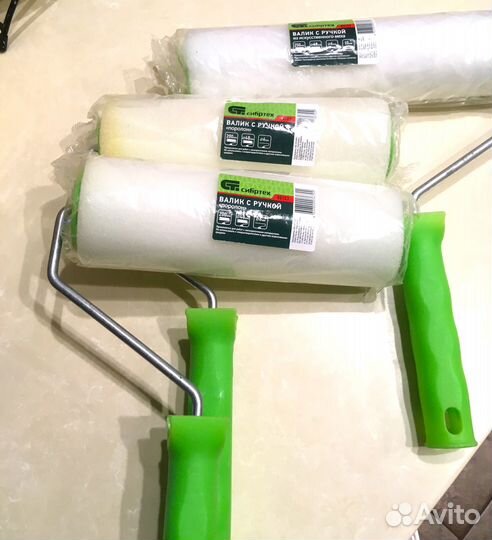 Валик с ручкой поролон и искус.мех (3 штуки)