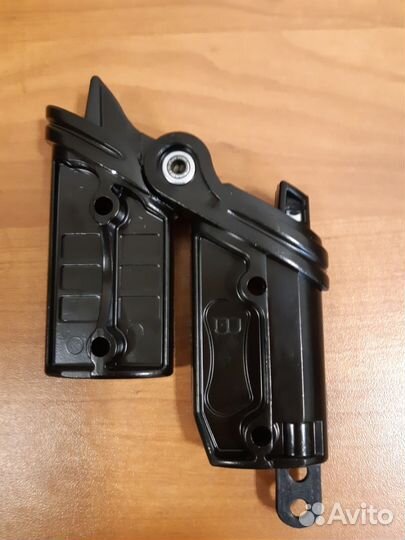 Механизм складывания рамы коляски