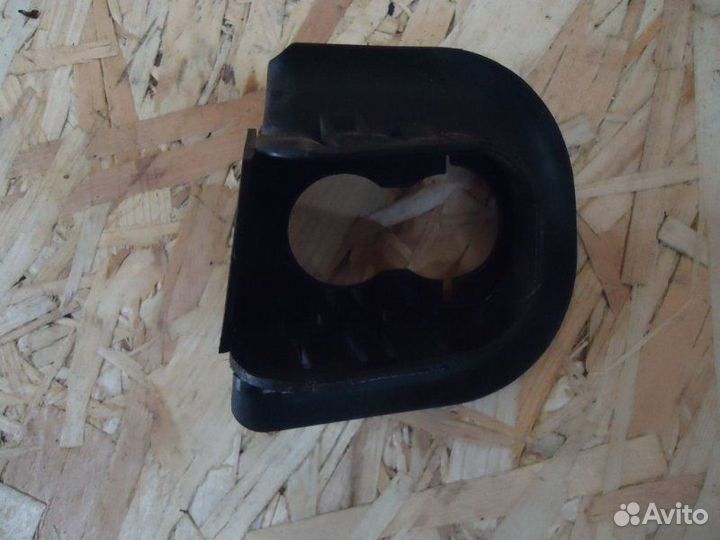 Кронштейн Volkswagen Passat CC cawb 2009