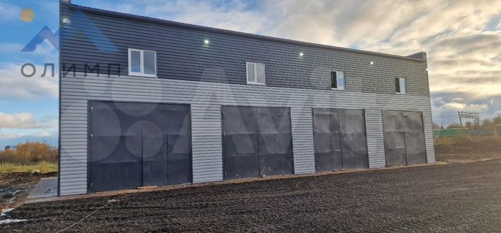 Гараж, > 30 м²