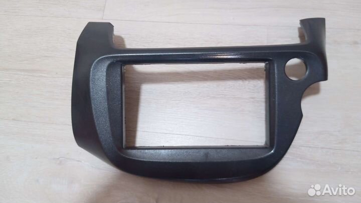 Рамка под магнитолу Хонда fit