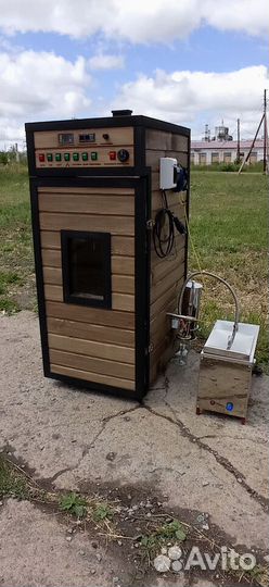 Коптильня горячего копчения. С вашей Гравировкой