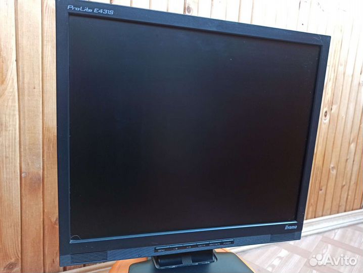 Монитор для компьютера бу