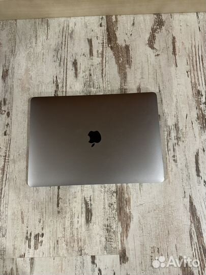 Ноутбук Apple MacBook Air 13 2018 2560x1600