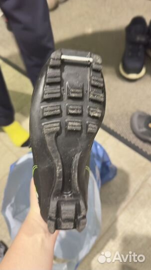 Ботинки лыжные 33 размер