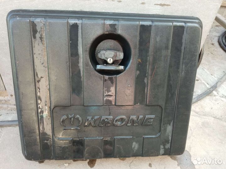 Крышка ящика для инструментов для фуры Krone
