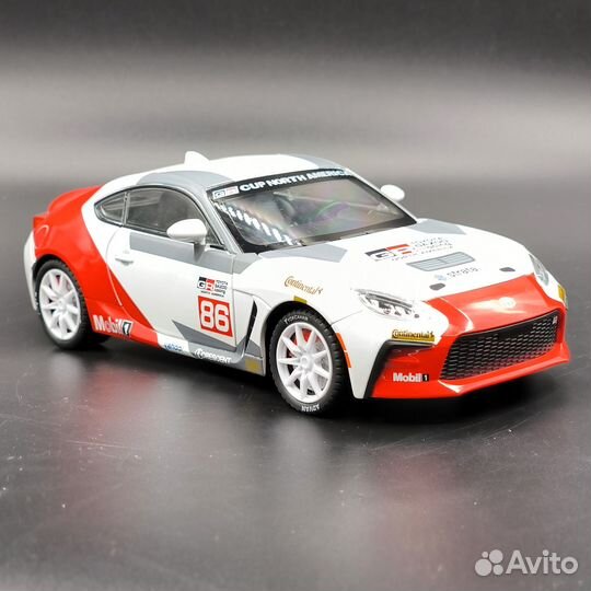 Машина металлическая Toyota Gt 86 белая