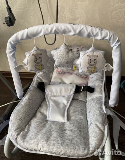 Шезлонг для новорожденных новый