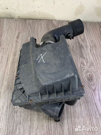 Корпус воздушного фильтра Opel Astra H 2004-2010