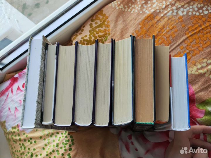 Книги. Стивенсон, Кристи, Со Миэ, Верн