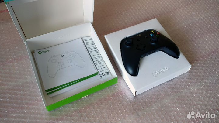 Геймпад / контроллер Xbox One V3