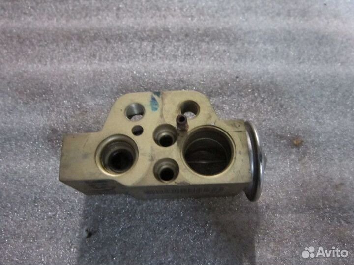 Клапан кондиционера VW Touareg 2002-2010,Cayenne 2