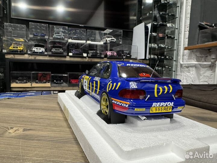 Kyosho Subaru Impreza sainz/moya (KYO8962B0) 1:18