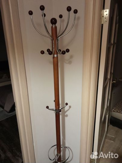 Вешалка напольная